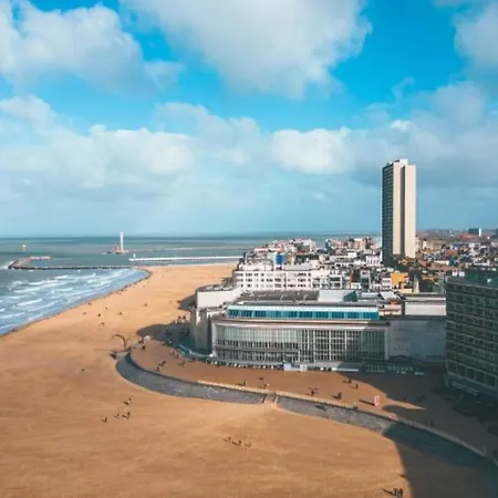 On Seafront Near Casino Apartament *